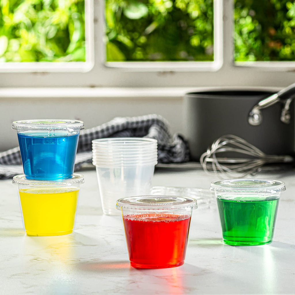 GUSTO 5.5 oz. Plastic Cups with Lids [200 Count] Desserts Containers