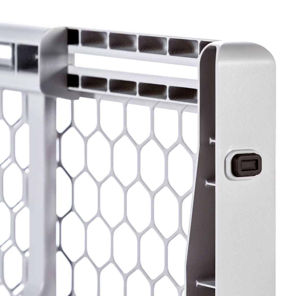 Regalo 28"-42" Expandable Plastic Baby Gate, Bottom of Stairs & Doorways