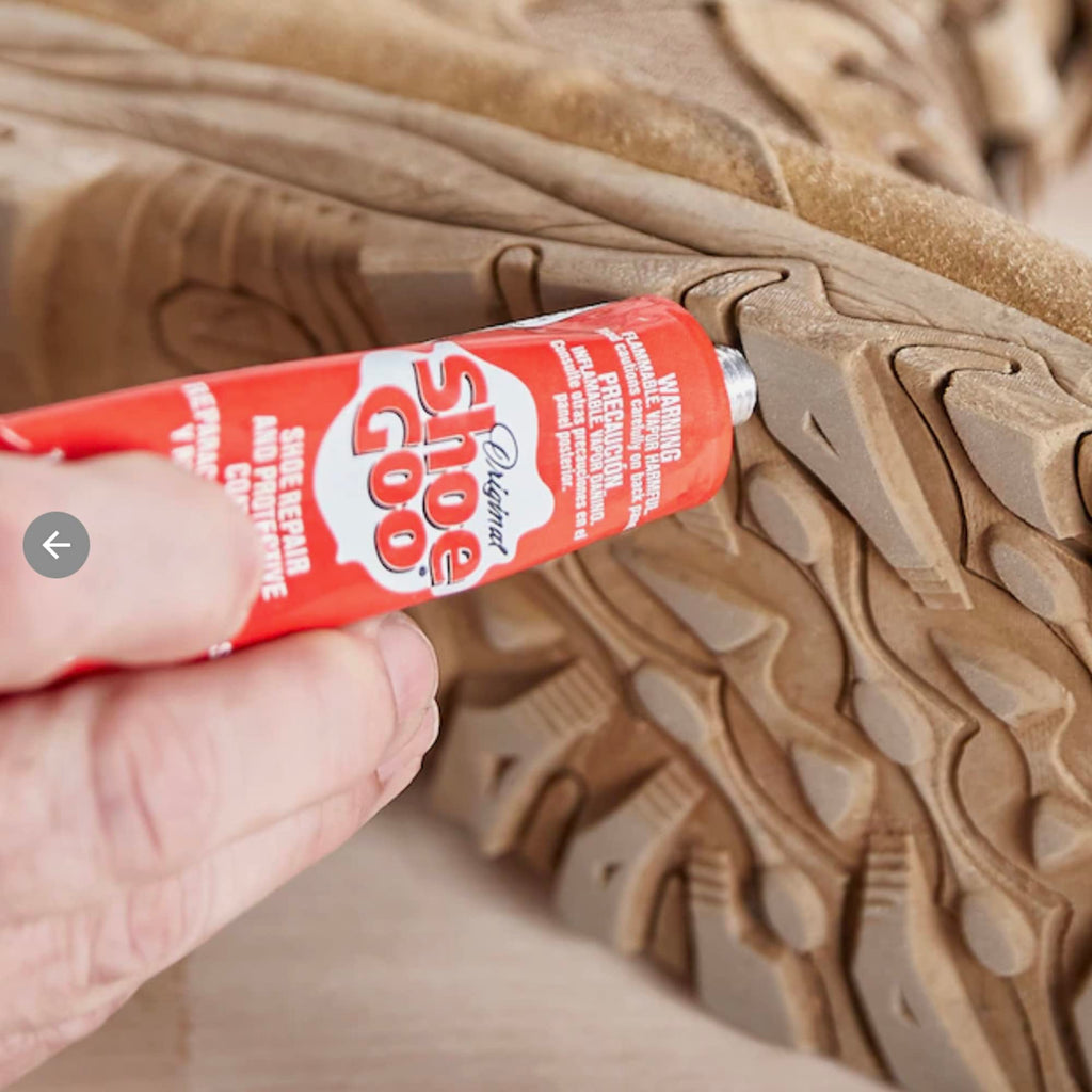 Shoe Goo Repair Adhesive for Fixing Worn Shoes or Boots, Clear, 3.7 Ounce (109.4mL), 10 Snip Tip Applicator Tips and Pixiss Spreader Tools Set