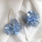 Boho Rose Petal Dangle Resin Earrings - Long Drop Acrylic Tiered Flower Earrings - Statement Exaggerated Floral Tassel Earrings for Women (Pearl Blue)