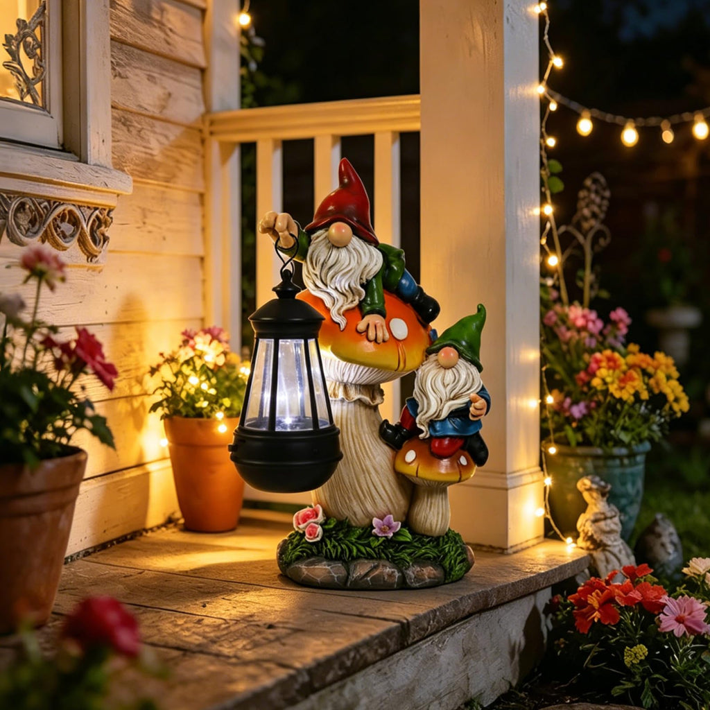 Gnome Garden Decor, Garden Gnomes Outdoor with Solar Lantern Lawn Ornaments