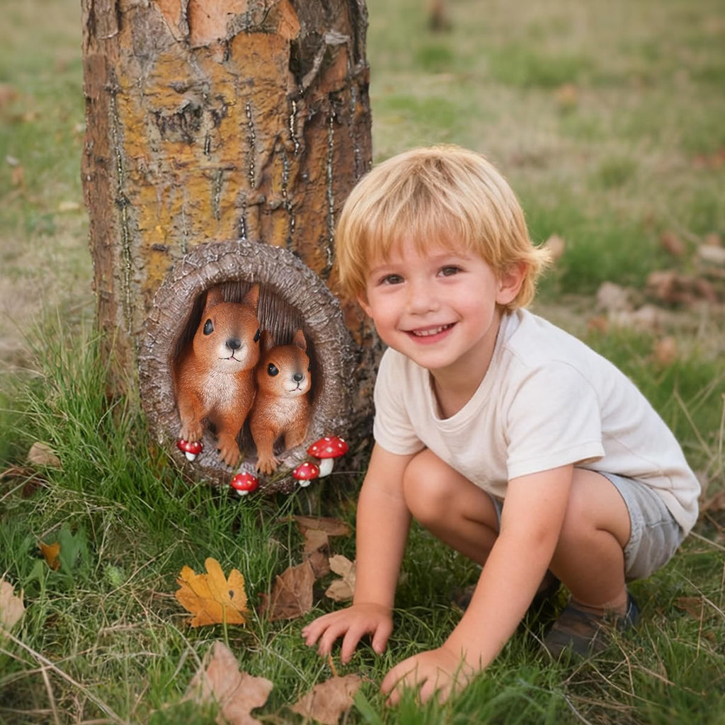 JARPSIRY Mom and Baby Squirrel Tree Hugger Outdoor Tree Faces Decor, Resin Squirrel Figurine Garden Statues Whimsical Tree Peeker Sculpture for Patio Lawn Yard Porch Wall Ornaments