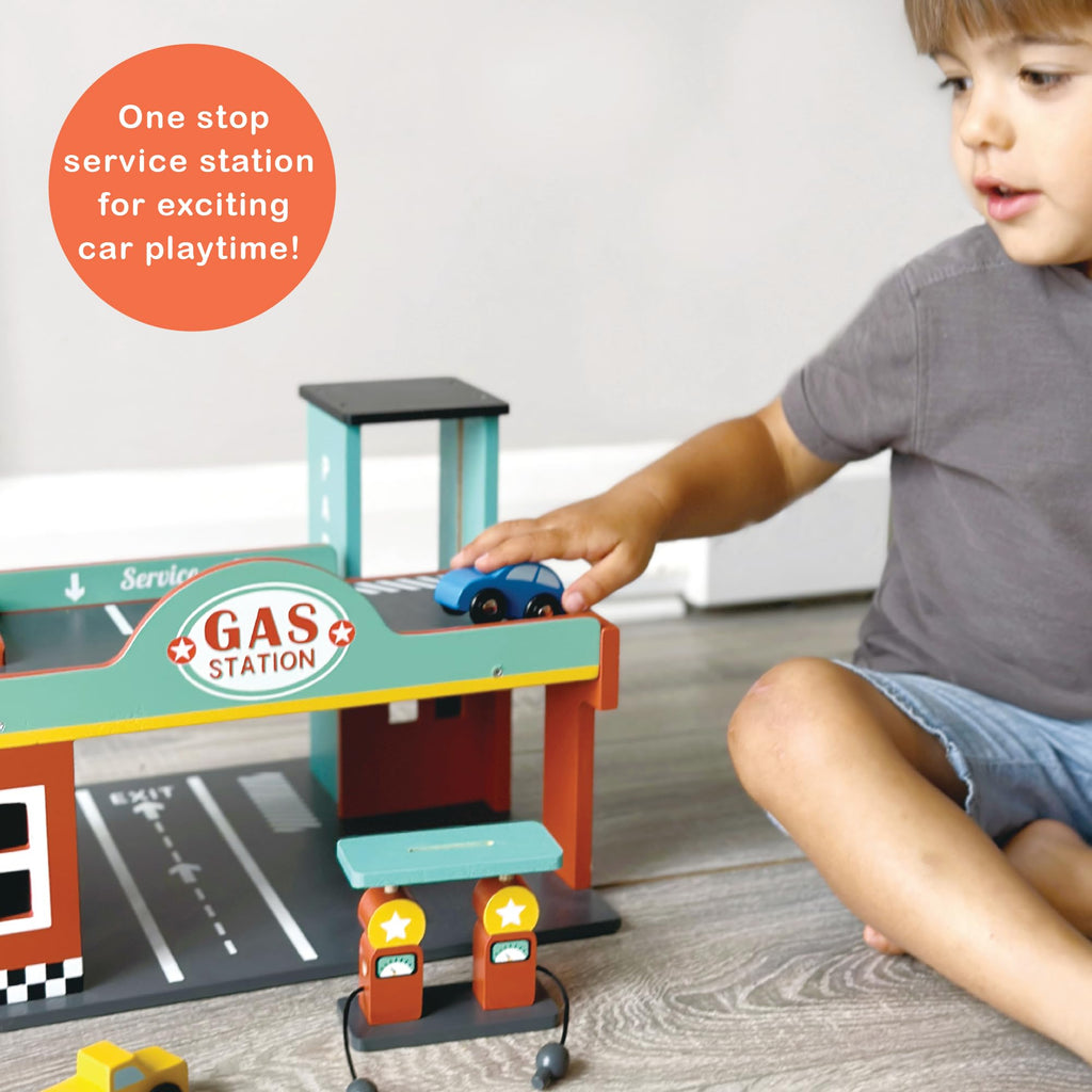 Mentari Toys - Gas Station - Wooden Toy Garage with Lift, Cars, Ramp and Gas Pumps - Encourages Imaginative Play, Fine Motor Skills & Problem Solving - Age 3+