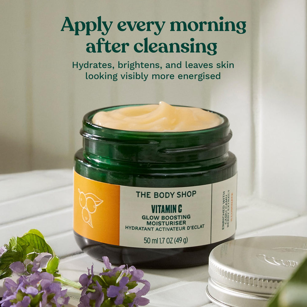 The Body Shop Glow Boost Moisturizer – Soothes and Smooths for Skin that Glows – Vegan – 50ml