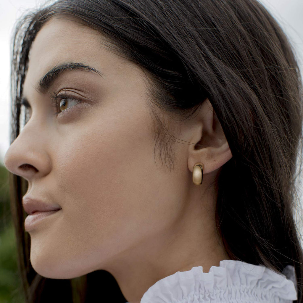PAVOI Huggie Earrings for Women, 18K Gold, Yellow Gold, Size 15 Millimeters