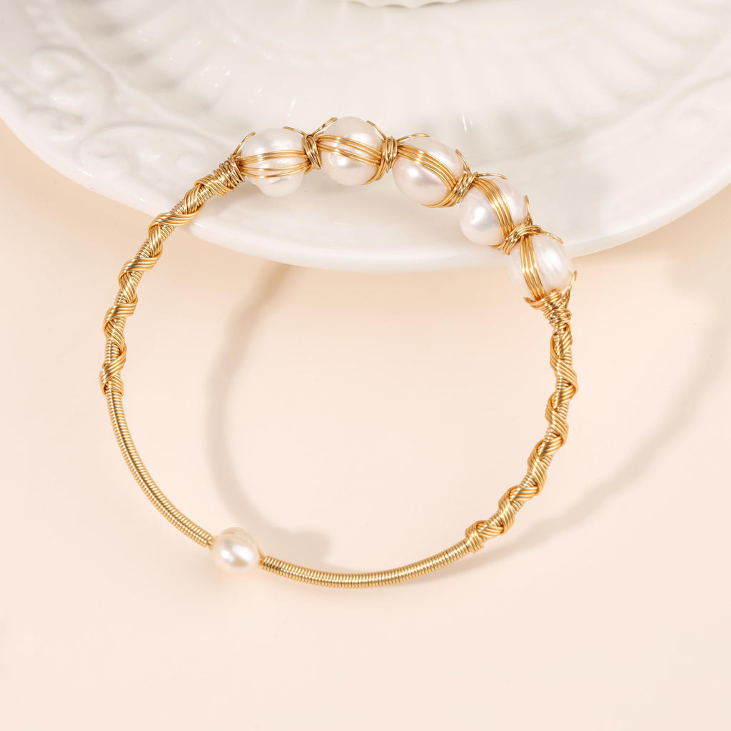 LOOYUUPEE Pearls Bracelets for Women, Natural Freshwater Pearls Bracelets Jewelry Bangle, Lucky Jewelry for Mom Lover Her Diameter 1.96 ins Adjustable (14K Gold Plated)
