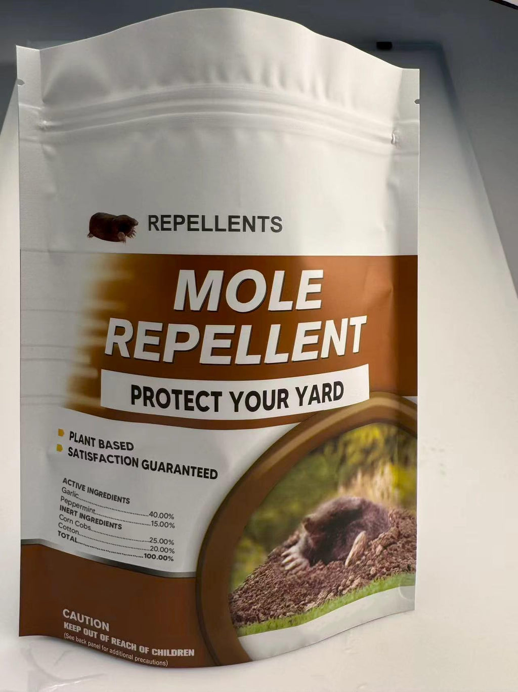 KQCWKH Mole Repellent for Lawns, Mole and Vole Repellent Outdoor, Gopher Repellent, Groundhog Repellent Outdoor, Armadillo Repellent, Mole Deterrent for Yard, Lasts Up to 3 Months, 8 Balls