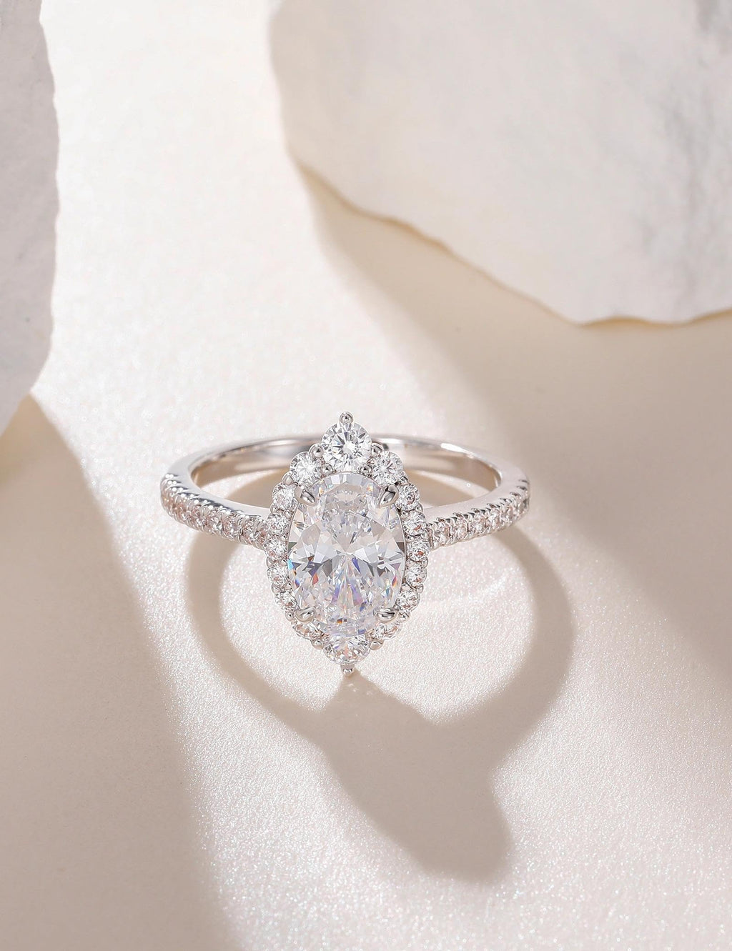 EAMTI 3CT Oval Cut CZ Engagement Rings for Women Halo Wedding Band Size 9