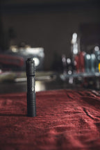 Streamlight 66601 MicroStream USB 250-Lumen 1150-Candela EDC Ultra-Compact LED Flashlight with Rechargeable Battery, Clear Retail Packaging, Black