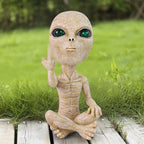 Lopoti Solar Light Alien Statues Sculpture，Funny UFO Extraterrestrial Figurine for Home Garden Yard Art Outdoor Decoration.