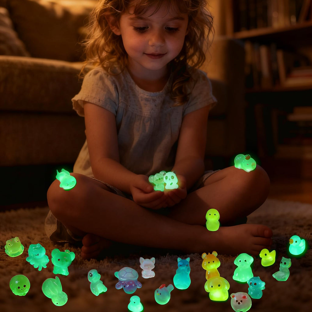 Mini Glow In The Dark Animal Resin Models, Resin Animals Mystery Bags, Individually Wrapped Blind Bags Tiny Animal Figurines, Collectible Mini Animals For Fairy Garden, DIY Crafts (100, animals)