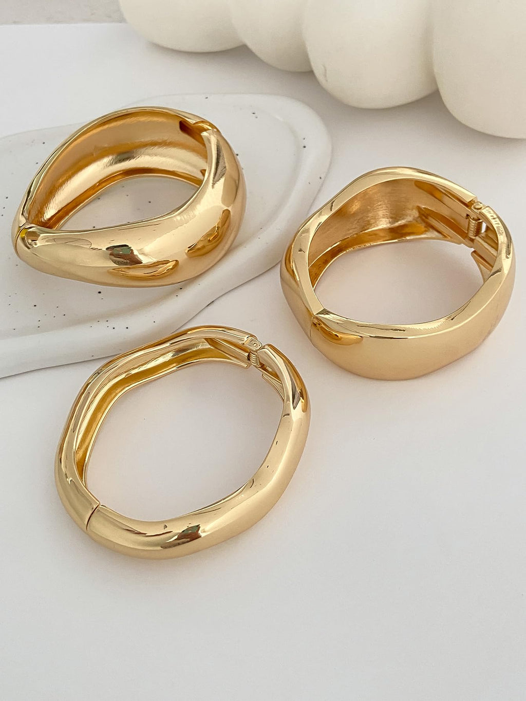 BUYITO Chunky Gold Bangles Bracelets for Women Trendy Stack Statement Bangle Irregular Cuff Bracelets Fashion Jewelry Gift (3PCS Gold)