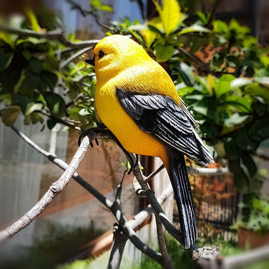 JARPSIRY Garden Bird Statue Flower Pot Hugger Outdoor Decor for Tree, 6.7" Tall Resin Bird Figurine Plant Pot Decorations for Fence Balcony Patio Lawn Yard Ornaments (Yellow)