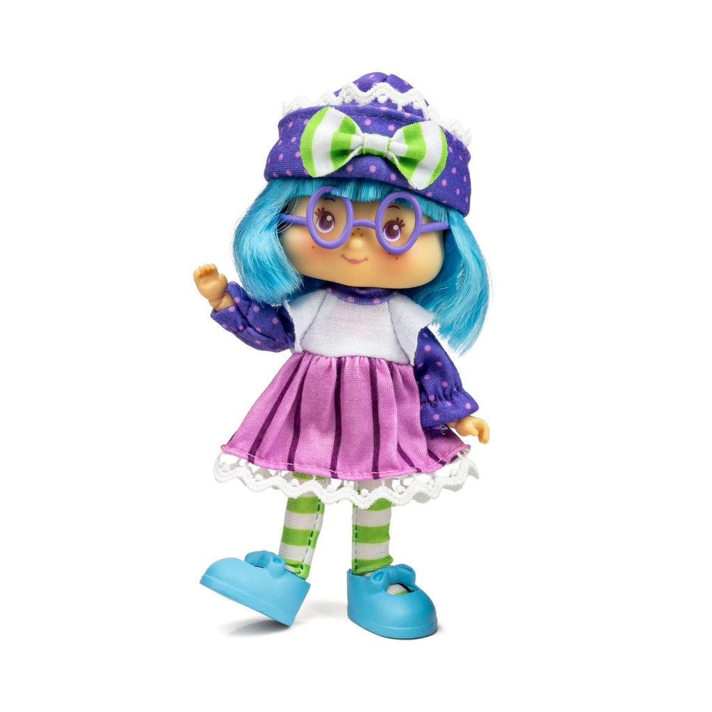 Strawberry Shortcake 'Limited Edition' Plum Pudding 5.5-inch Poseable Sweet Scented Fashion Doll with 4 Surprise Reveal Accessories
