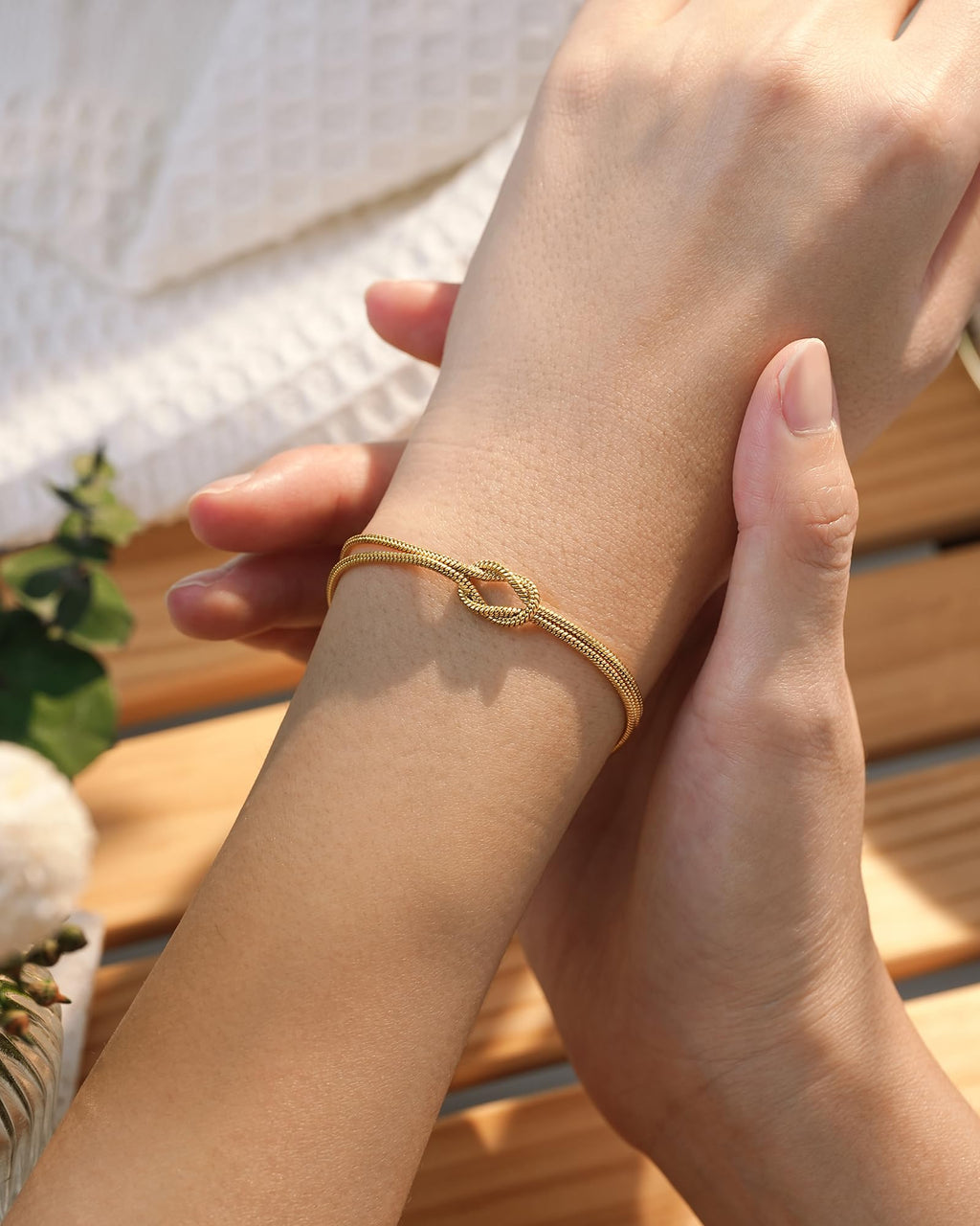 Sister Gifts, Sisters Birthday Jewelry Gifts from Sister Knot Bracelet