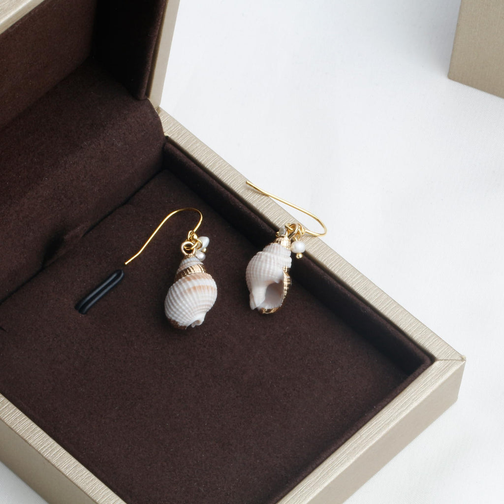 Boho Beach Jewelry Ocean Seashell Conch Dangling Earrings for Women
