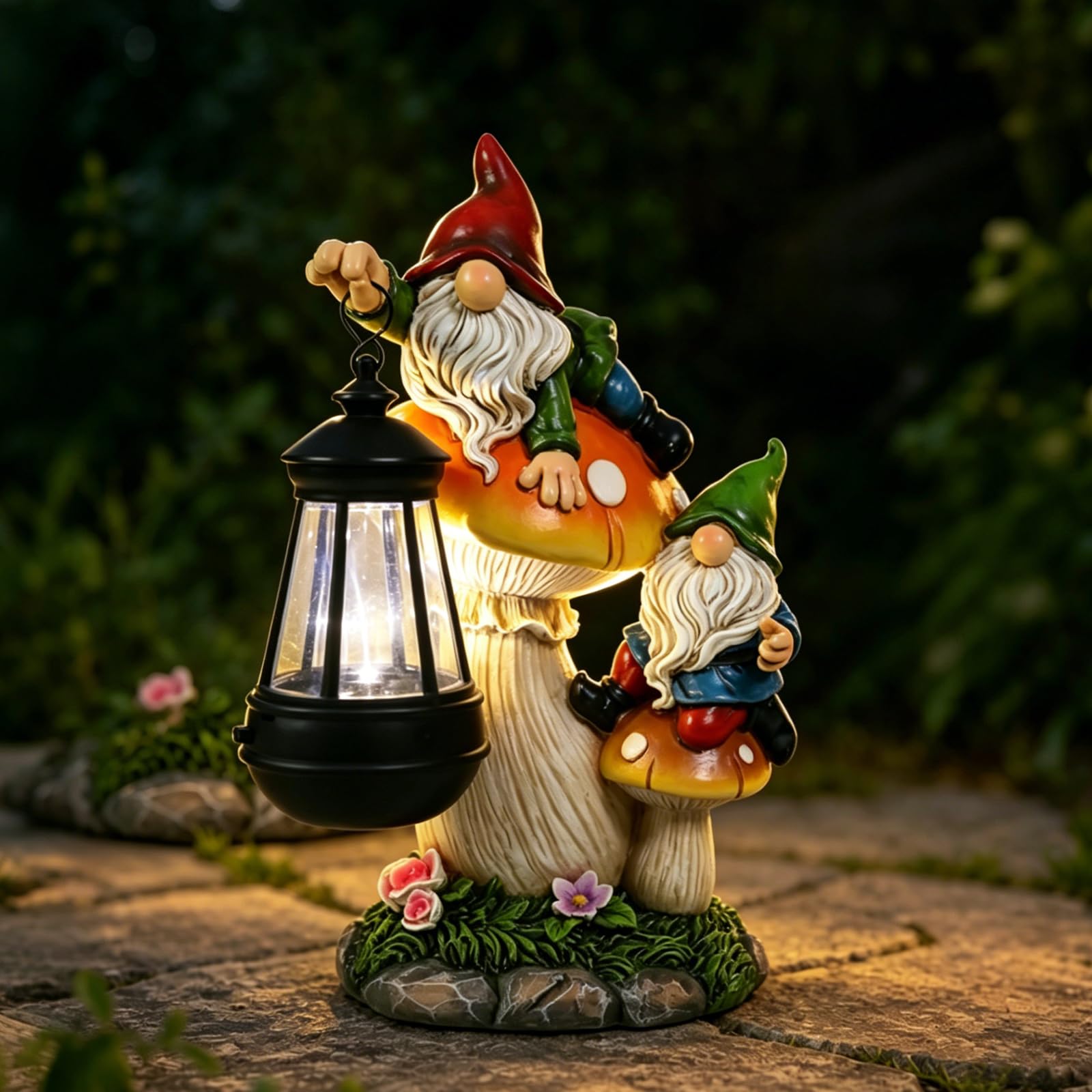Gnome Garden Decor, Garden Gnomes Outdoor with Solar Lantern Lawn Ornaments