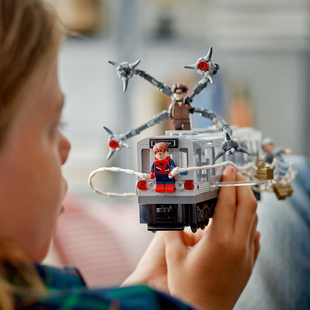 LEGO Marvel Spider-Man vs. Doc Ock Subway Train Scene - Action Figures Kids Toy - Spider-Man Building Toy for Boys & Girls, Ages 9+ - Marvel Collectible with 4 Minifigures - Birthday Gift Idea- 76321