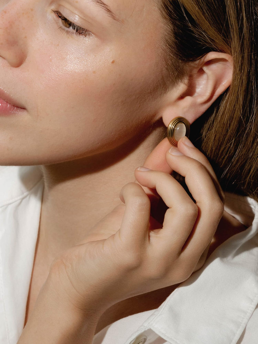 Gold Oval Stone Statement Earrings – Lightweight Drop Earrings for Women