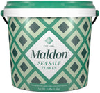 Maldon - Sea Salt Flakes Tub, 3.1 lb (1.4kg) - Unique Pyramid Shaped Salt Flakes, Perfect for a Wide Range of Dishes, Hand-Harvested for Four Generations