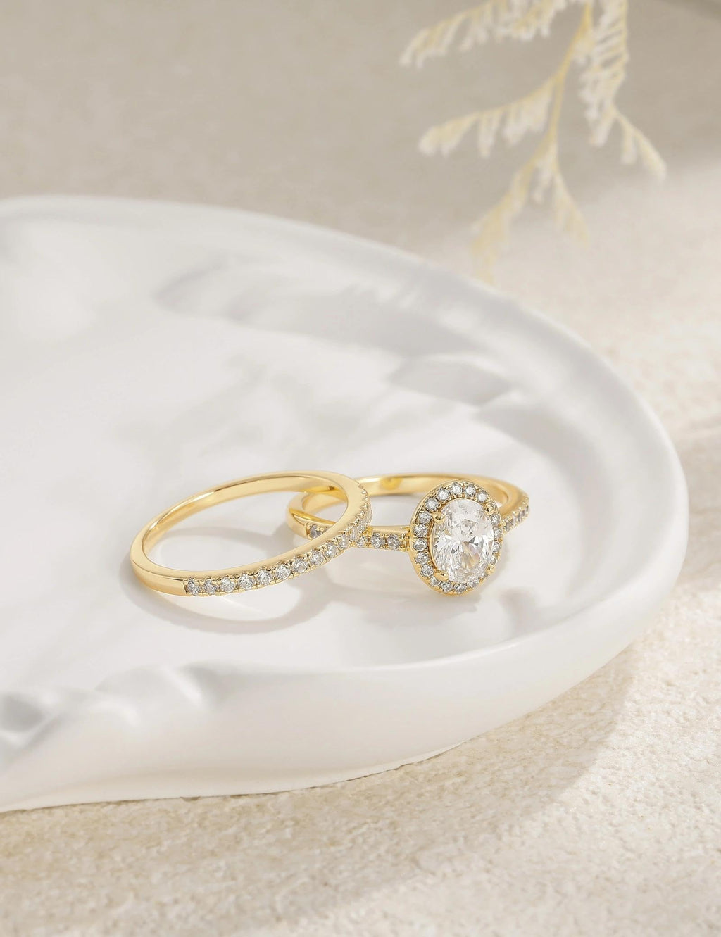 EAMTI Wedding Ring Set for Women Oval Cut Travel Engagement Rings Size 7