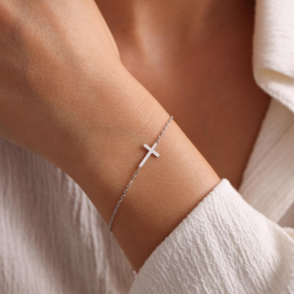 LUCA SMITH Cross Pendant Bracelet - Elegant Jewelry for Men & Women,925 Sterling Silver, Adjustable Chain Stackable Bracelets (silver)