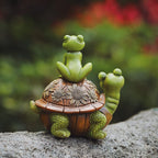 Cmrweio Frog Garden Statues Outdoor Decor, Resin Turtle Frogs Garden Animal Statue Waterproof, Outside Frog Figurines for Yard Patio Lawn Decorations Gardening Gifts for Women