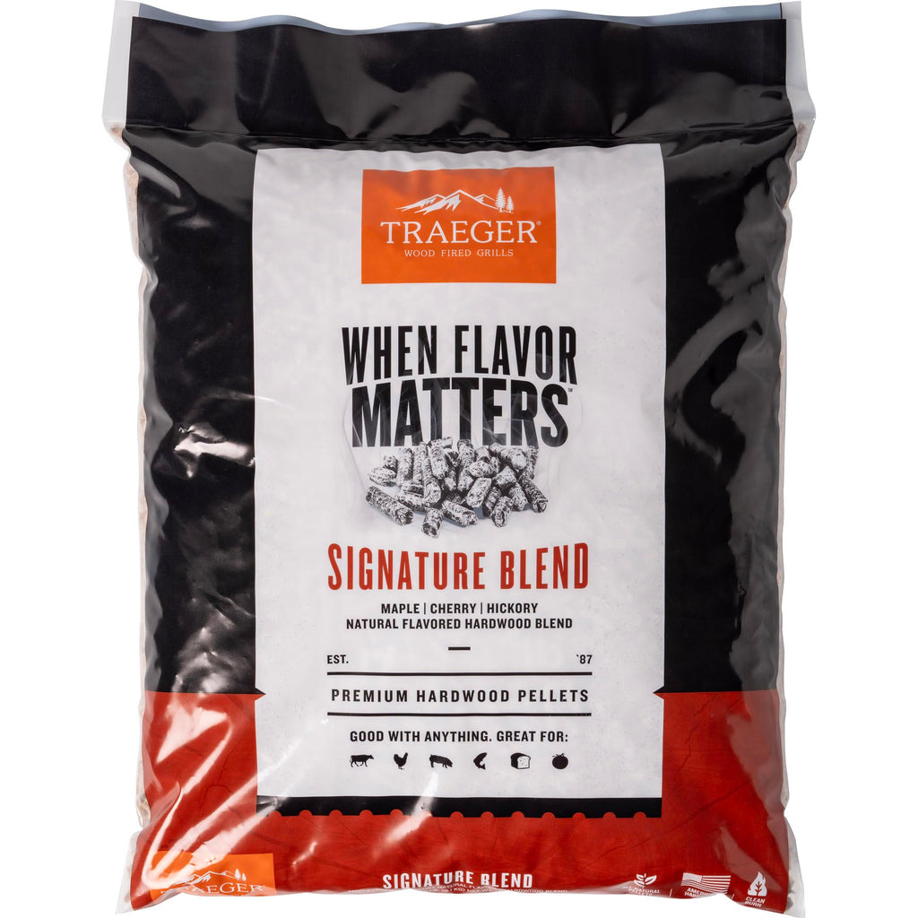 Traeger Signature Blend Wood Pellets for Pellet Grills & Smokers, 18 lb Bag