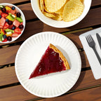 Amazon Basics 9" Uncoated White Paper Plates, Microwave Safe, 100 Count
