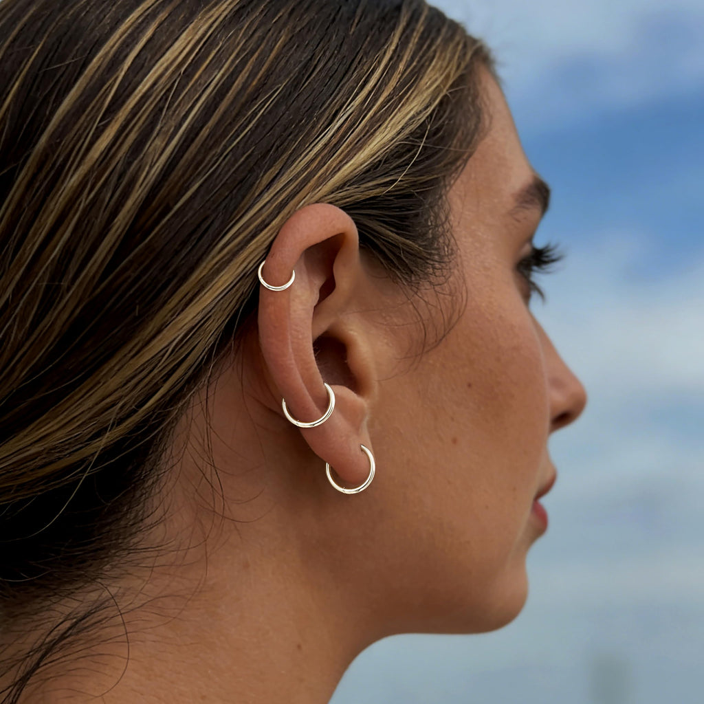 Gokeey 5 Pairs 316L Stainless Steel Small Hoop Earrings Set for Women, Cute Huggie Earrings for Women, Hypoallergenic Tiny Cartilage Earrings Hoop Silver Hoop Earrings for Men Multiple Piercing
