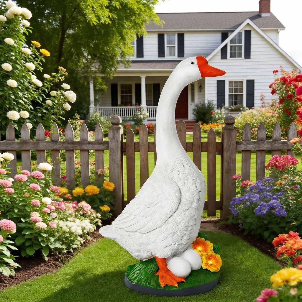 GasSaf 23" Large Porch Goose Garden Decor, Resin White Goose Statue Standing Independently, Vibrant Cygnus Figurine for Patio Balcony Lawn and Entryway Accent, Indoor and Outdoor Garden Sculpture
