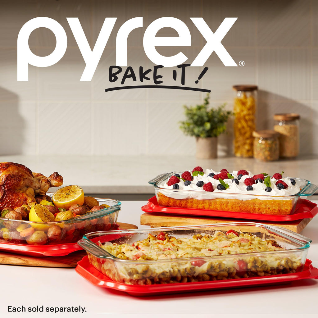 Pyrex Basics 4.8 QT Glass Baking Dish with Plastic Lid, Casserole Dish, Glass Food Container, Oven, Freezer and Microwave Safe, Clear Container