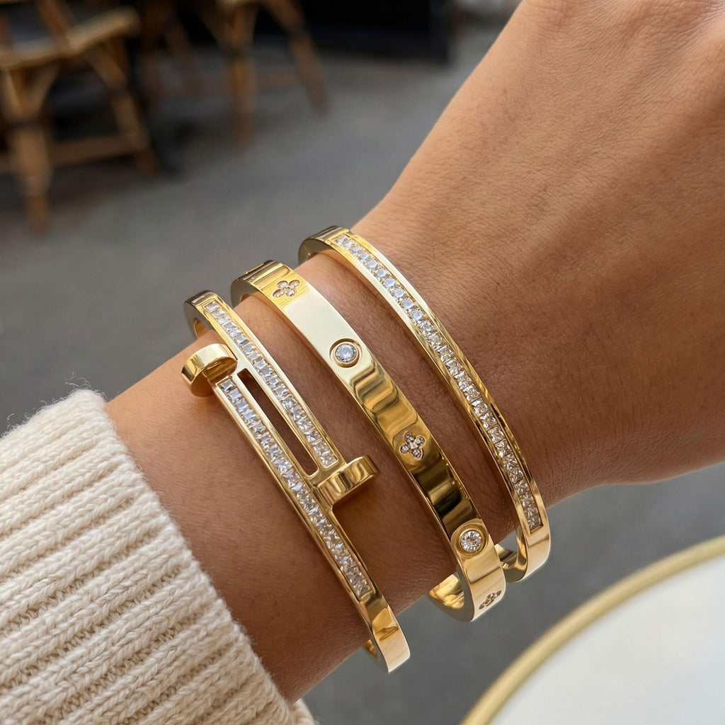 Camhanno Gold Bangle Bracelets for Women, 18K Gold Plated Stainless Steel Stackable Bangles, Non-Tarnish Trendy Jewelry, Ideal Gift for Birthday Anniversary