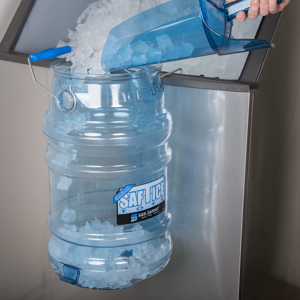 San Jamar Saf-T-Ice Ice Tote with Ice Machine Hanger for Bars, Restaurants, Kitchens, and Fast Food, Polycarbonate, 6 Gallons, Blue, (Pack of 2)