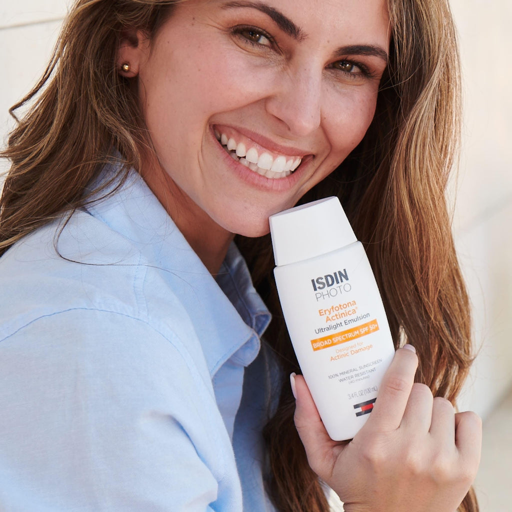 ISDIN Eryfotona Actinica Zinc Oxide sunscreen with 100% mineral UV filter Broad Spectrum SPF 50+, No White Cast, Suitable for Sensitive Skin, 3.4 Fl Oz
