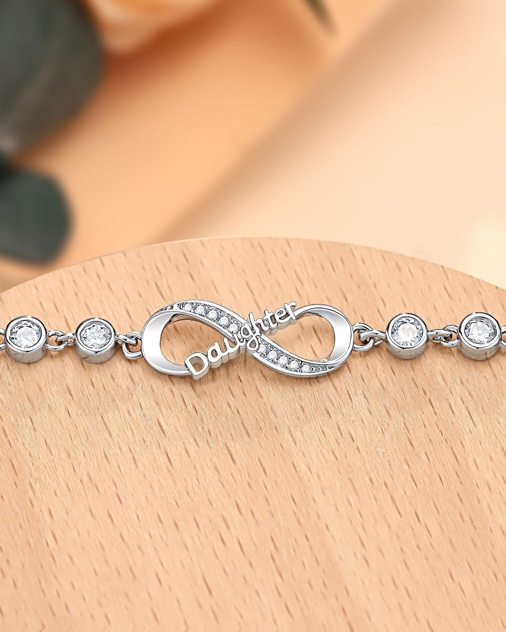 UNGENT THEM Daughter Birthday Gifts from Mom Mother Adult Daughter Bracelet