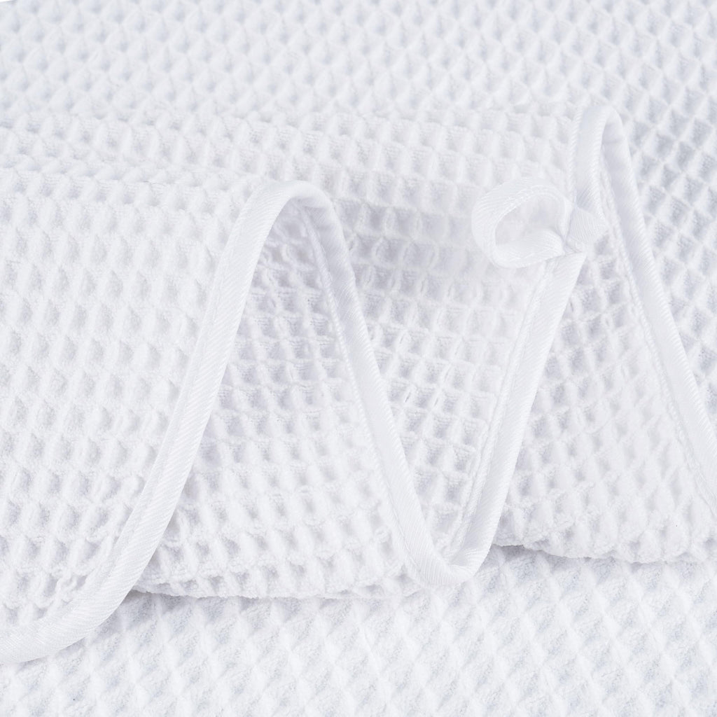 POLYTE 430 GSM Microfiber Oversize Quick Dry Lint Free Bath Towel, 60 x 30 in, 4 Pack (Waffle Weave)