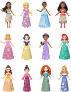 Mattel Disney Princess Toys, Ultimate Princess Pack with 12 Small Posable Dolls in Signature Outfits, Collectibles Inspired by Disney Movies