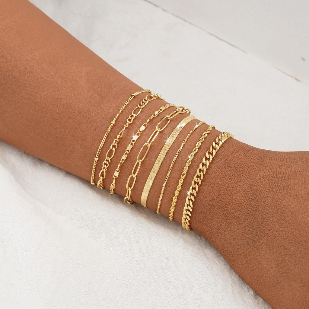BERISO Gold Bracelets for Women, Elegant Adjustable 14K Gold Plated Bracelet for Women, Trendy Minimalist Dainty Gold Bracelet for Everyday Wear