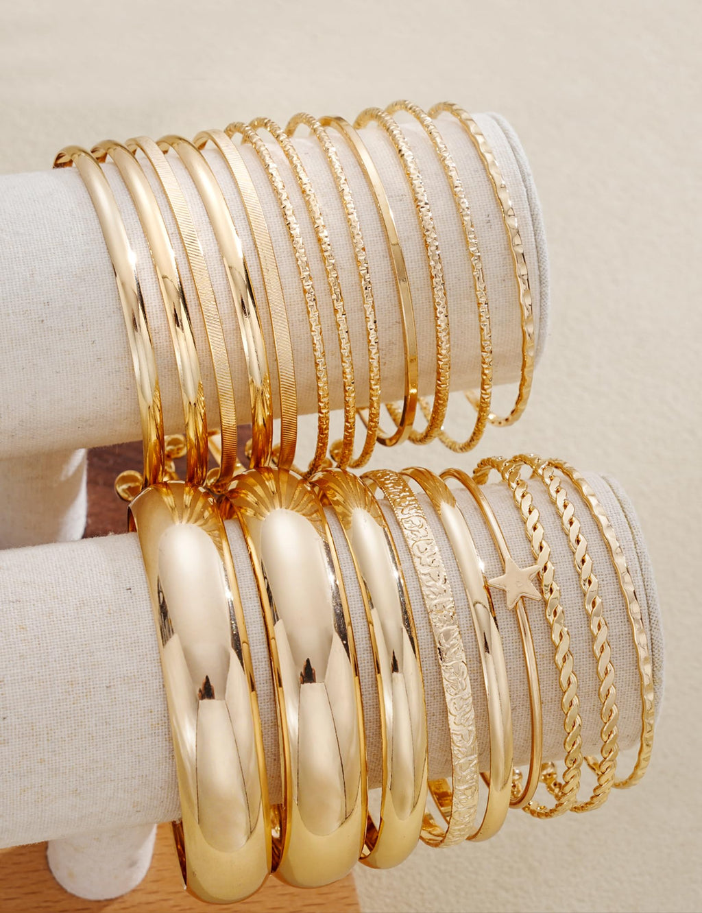 ÌF ME Gold Bangle Bracelets for Women, 19Pcs Multi Stackable Textured Bangles Set, Statement 14K Gold Plated Chunky Star Bracelet Stack Boho Jewelry Gifts