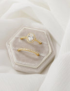 EAMTI Wedding Ring Set for Women Oval Cut Travel Engagement Rings Size 7