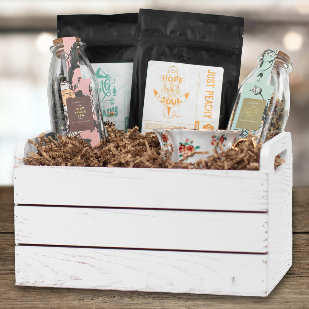 MagicWater Crinkle Cut Paper Gift Basket Filler - 2 LB - Kraft