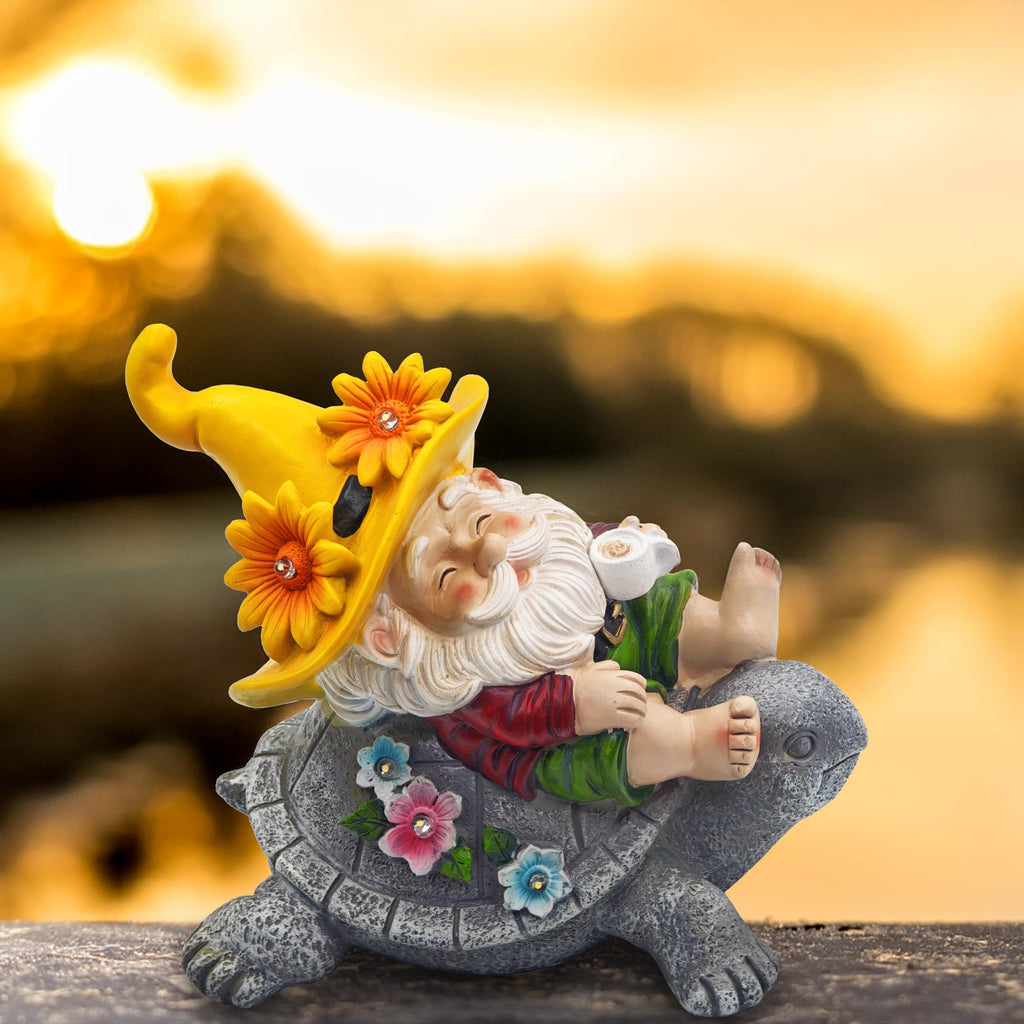 TUEVAK Garden Gnomes Outdoor Decor - Funny Sunflower Gnome Sitting on Turtle with Solar Lights, Gnomes Decoration for Lawn Yard Patio, Garden Gifts for Women, Mothers Day, Housewarming