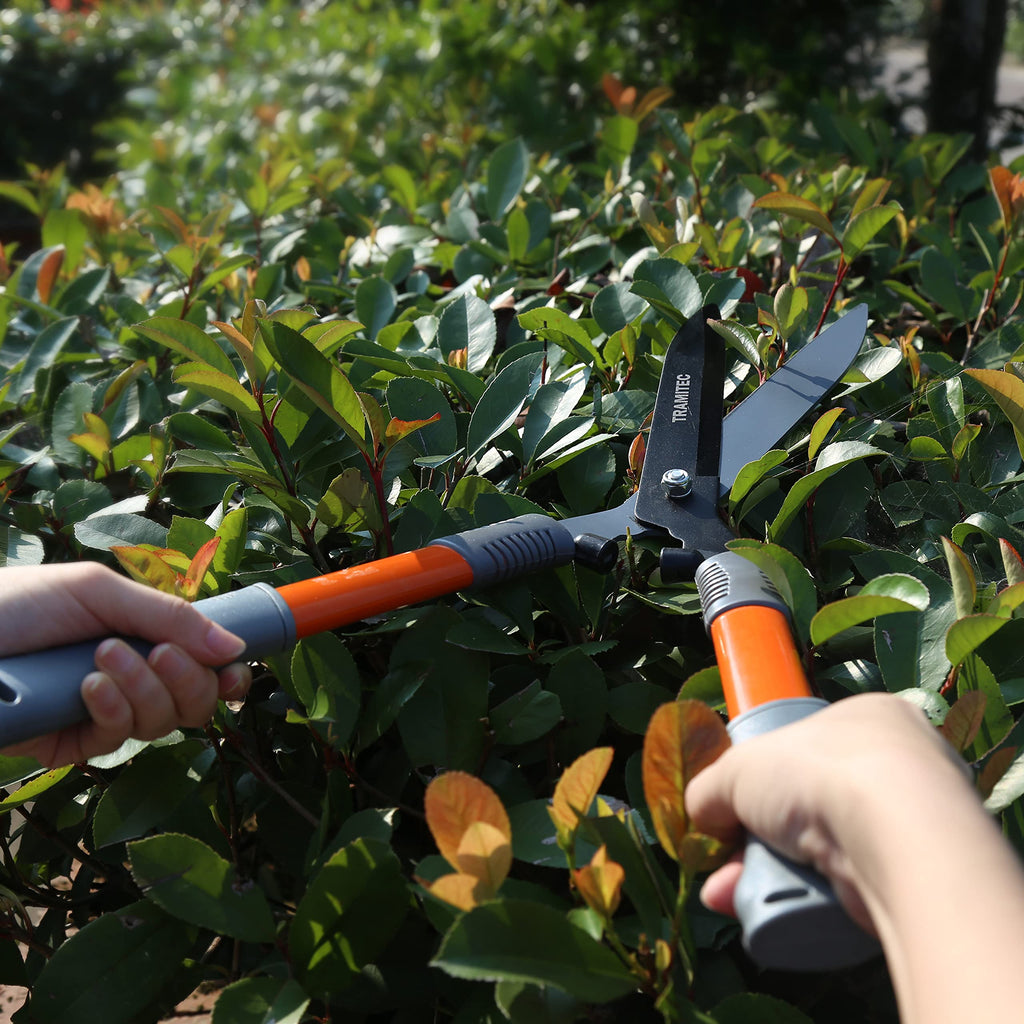 TRAMITEC Garden Hedge Shears, Manual hedge Clippers for Shaping Shrubs and Trimming Bushes. Hedge Clippers & Shears made with Durable Carbon Steel Blades, Shock-Absorbing Bumpers and Comfort Grips.