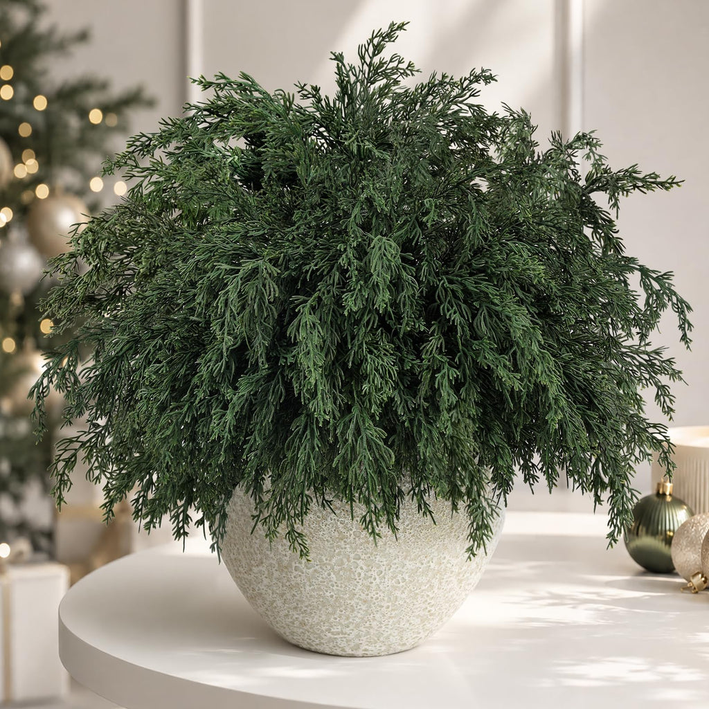 16PCS Christmas Cedar Pine Stems Branches Decor Artificial Greenery Picks