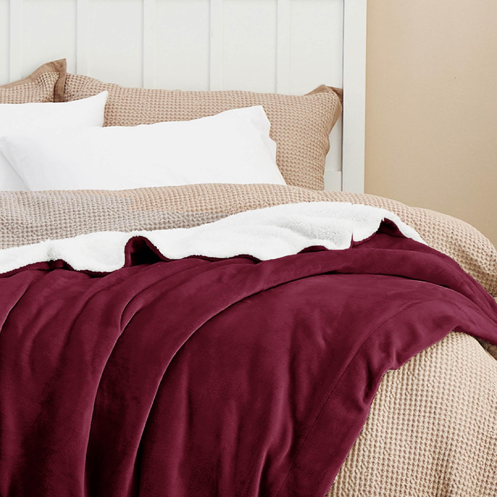 Bedsure GentleSoft Sherpa Fleece Throw Blanket for Couch, Non-Heated, Thick and Warm Throw for Girls and Women, Soft Fuzzy Plush Blanket for Winter, Red, 50x60 Inches
