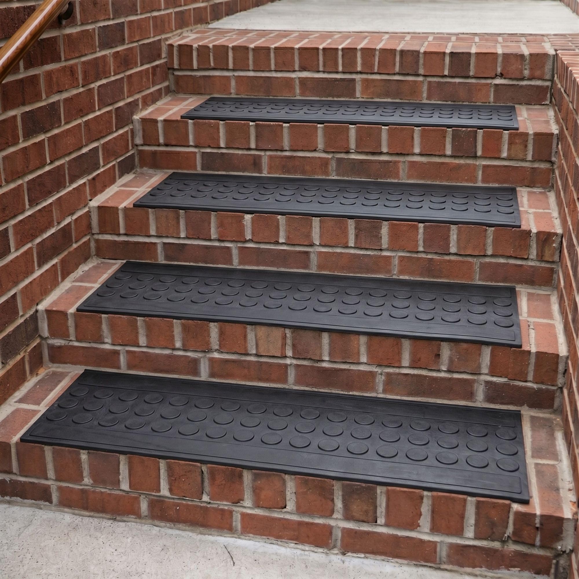 Ottomanson Outdoor Rubber Stair Treads – Coin Heavy-Duty Non-Slip Stair Mats – Best Grip on Concrete, Brick & Textured Step – Fastening Recommended for Wooden & RV Steps, Pack of 5