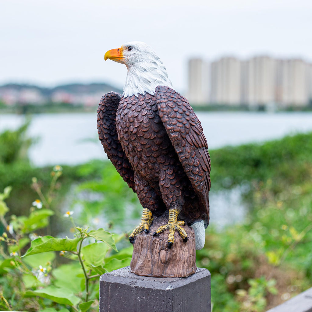 SHAODIE H:15.7in Outdoor Great Eagle Sculpture Garden Decoration Hand-Painted Bald Eagle Decoration - Bald Eagle Statue, Majestic American Indoor/Outdoor American Office, Courtyard Decoration