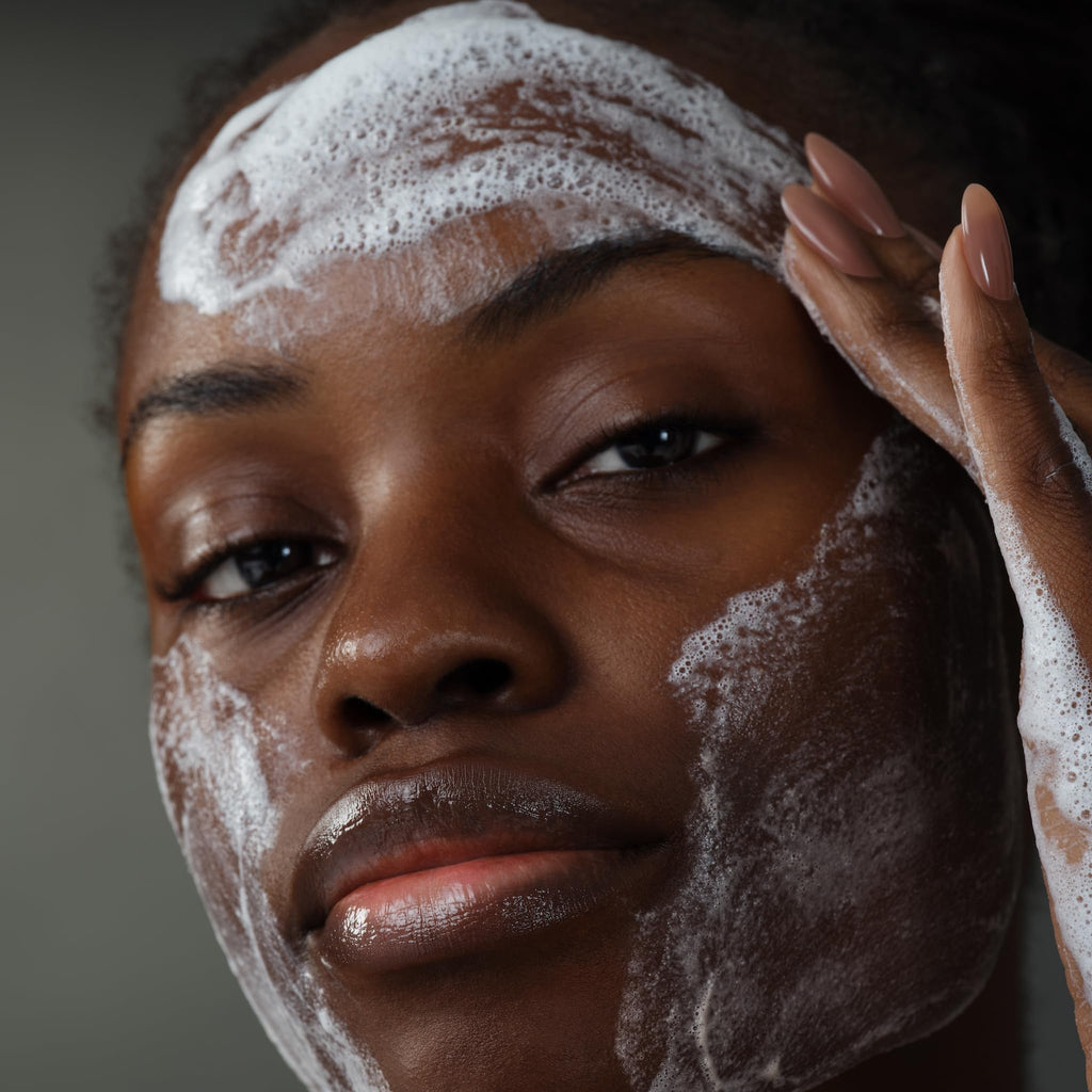 Dermalogica Discover Healthy Skin Kit - Includes: Precleanse, Face Wash, Face Exfoliator, & Moisturizer - Wash Away Impurities To Reveal Glowing Skin