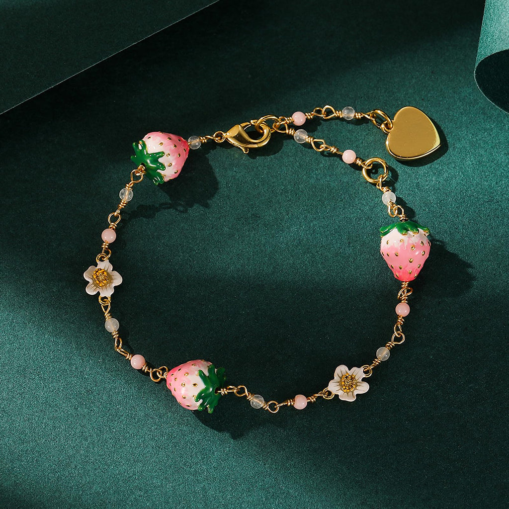 BSL juicy Women's Stylish Versatile Bracelet - Elegant White Flower, Pink Strawberry Charm, Fresh & Sweet Bohemian Design Jewelry, Perfect Friendship Gift for Friends & Loved Ones